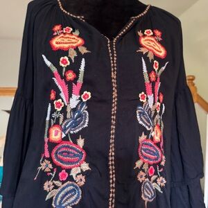 Solitaire embroidered shirt